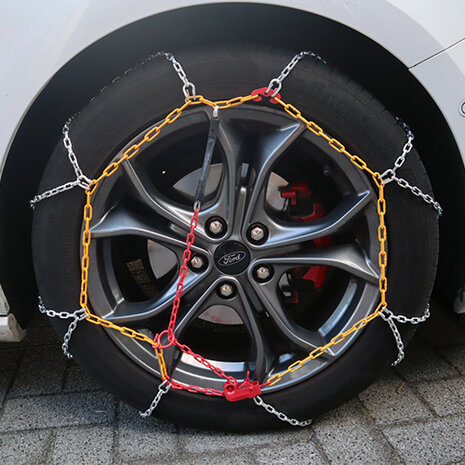 PerfectFit Schneeketten 9mm Volvo V40 Cross Country ab 2012 f&uuml;r Ihre Reifengr&ouml;&szlig;e 205/60R16
