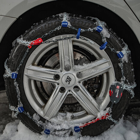 Pewag Servo Schneeketten 9mm Seat Leon 2012 - 2020 f&uuml;r Ihre Reifengr&ouml;&szlig;e 225/45R17